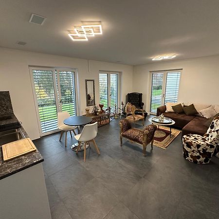V.I.P Appartement Böttstein エクステリア 写真